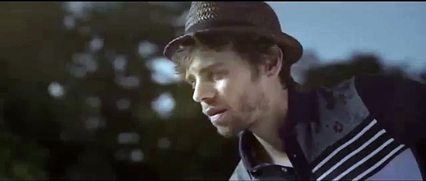 Underwater commercial (Sony Xperia)