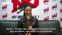 Demi Lovato fala sobre novo álbum, curiosidades sobre ela e mais! (LEGENDADO)