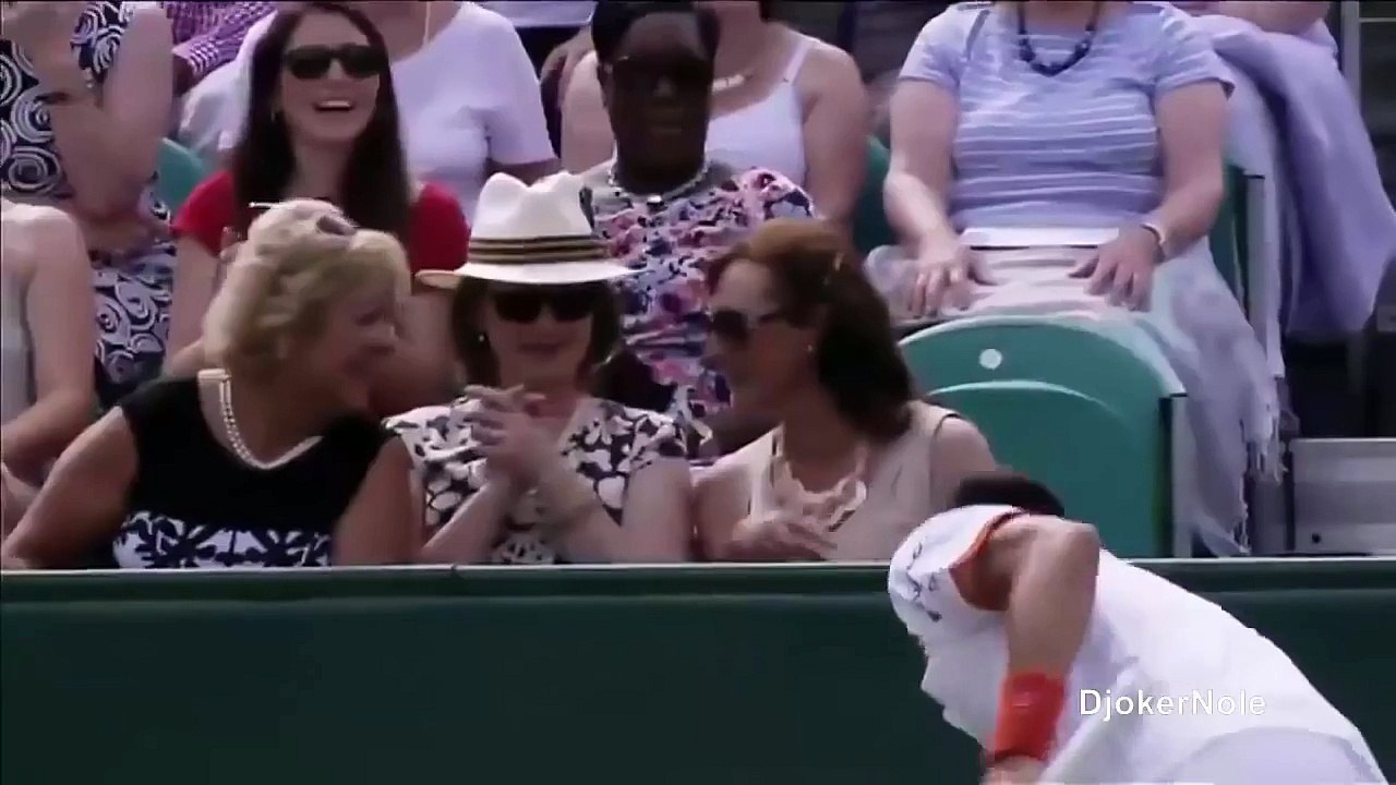 Novak Djokovic kissed a girl in the stand FUNNY 2015.