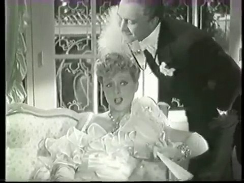 Yvonne PRINTEMPS dans le fim TROIS VALSES (1938) extrait