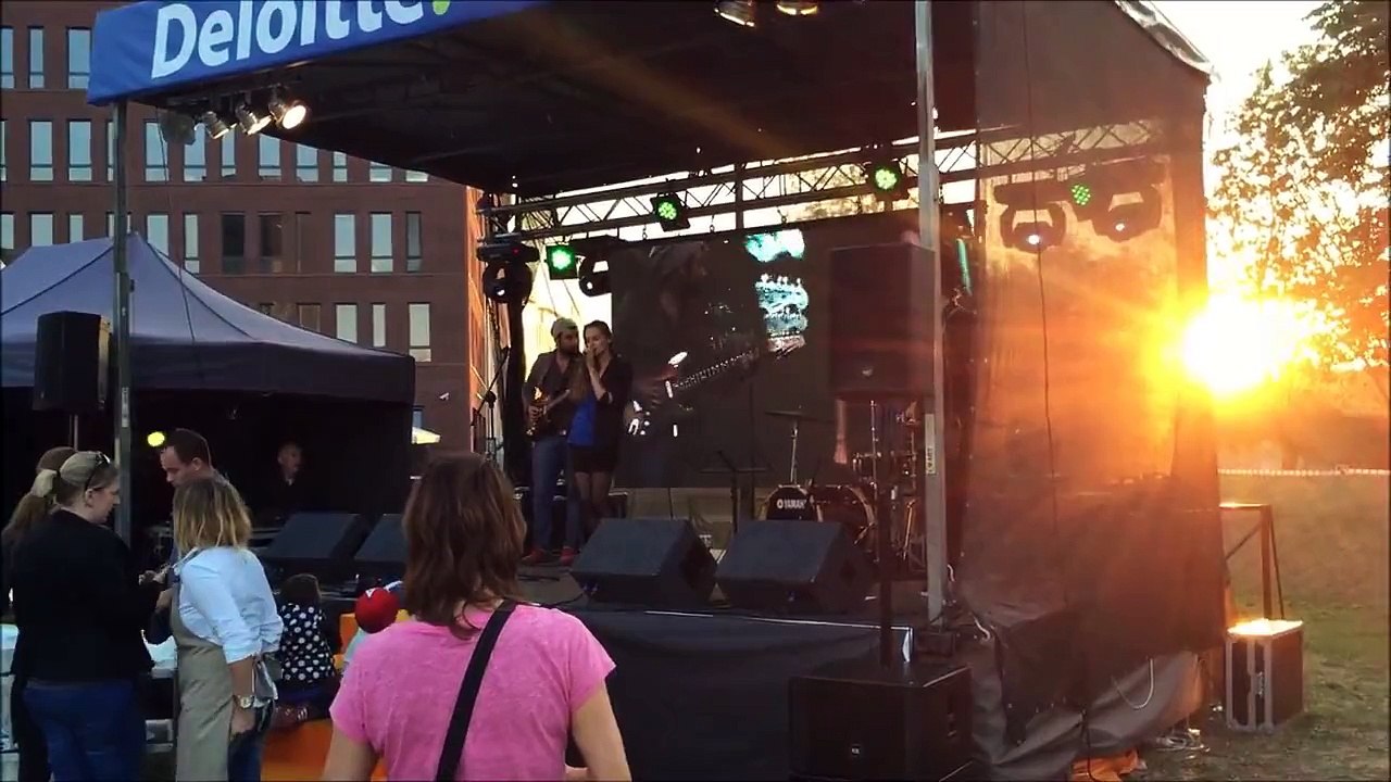 Global Band,  NewYork od Alicia Keys