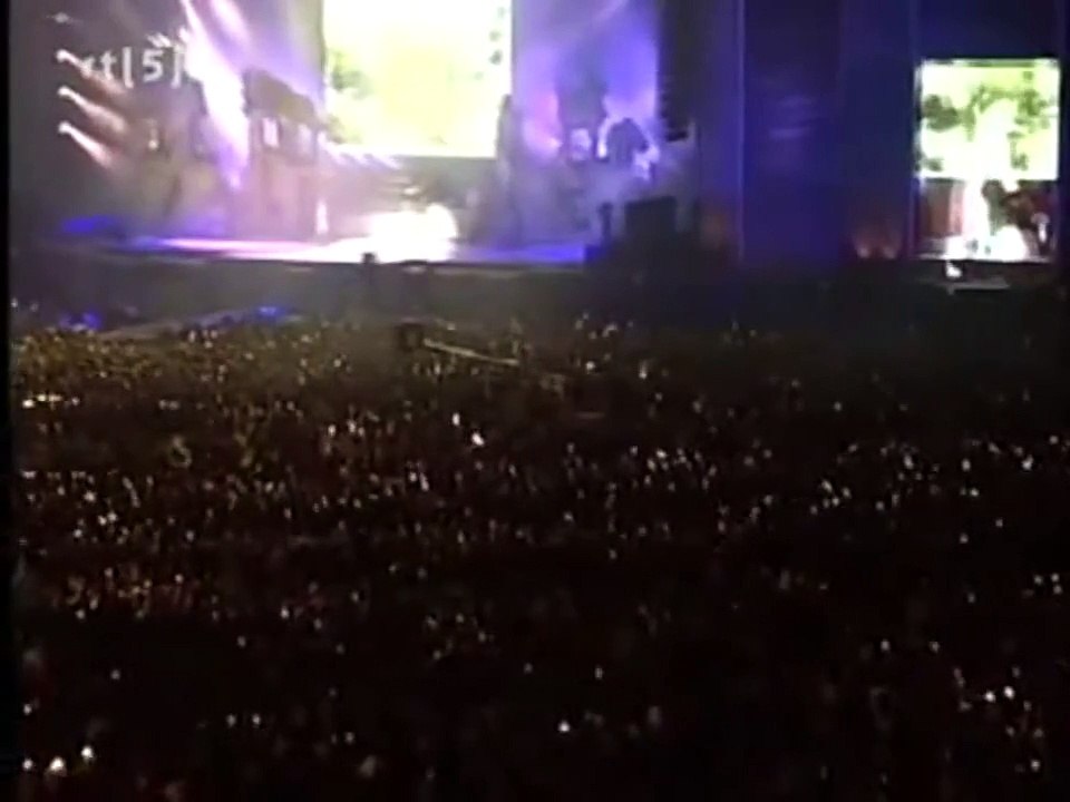 Michael Jackson   Earth Song live 10mins  History World Tour (Munich, Germany 1997)