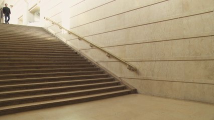 Vue sur les marches : Hideki Noda