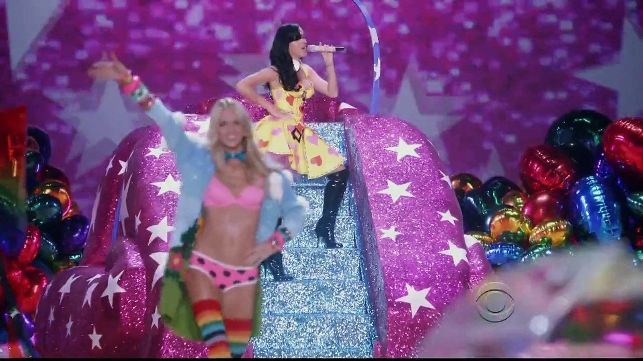 Katy Perry Medley @ Victoria's Secret Fashion Show 2010 30.11.10) HD [1080p]