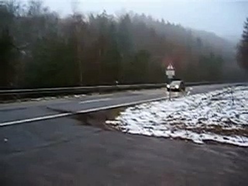 VW R32 Drift