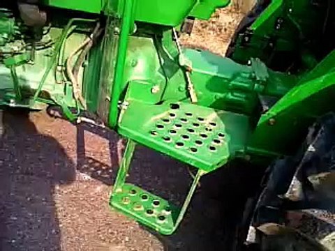 johndeere 5060e vs. new holland 6500.avi