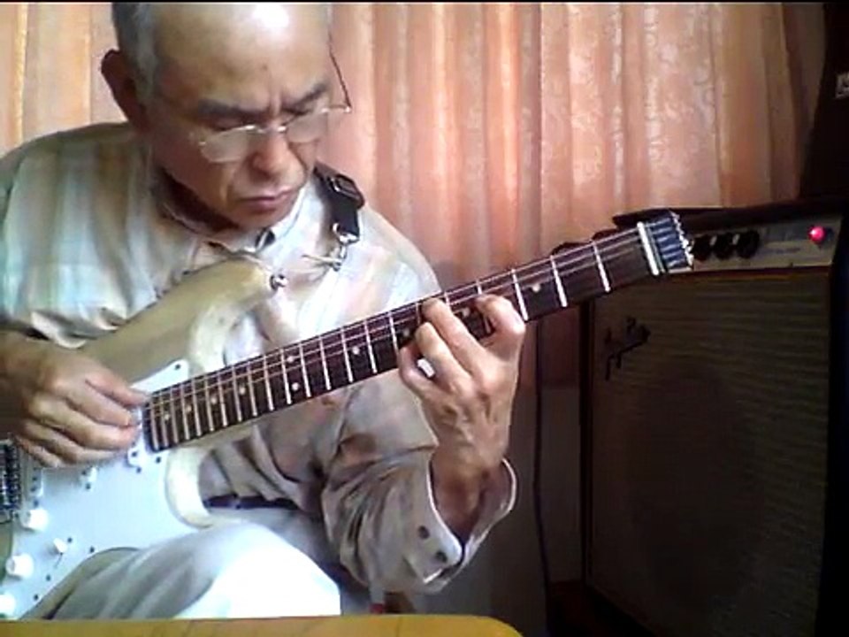 Summertime,Headless guitar,ヘッドレスギター、Selder(stratocaster)からの改造を試みました。