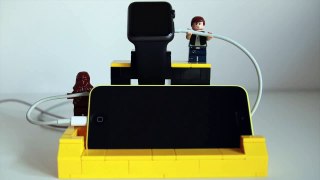 Stand Lego Apple Watch Sport & iPhone 5c