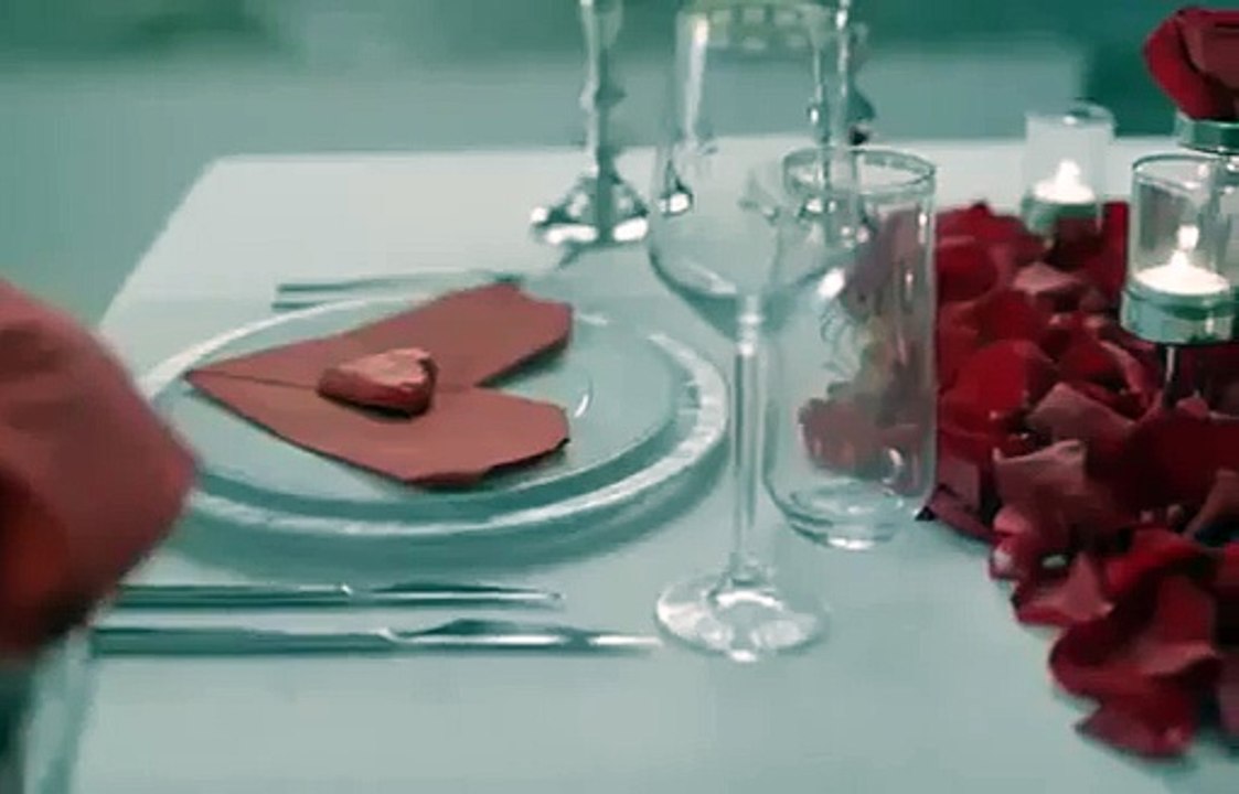 Karaca Home Sevgililer Günü Sofrası Reklamı