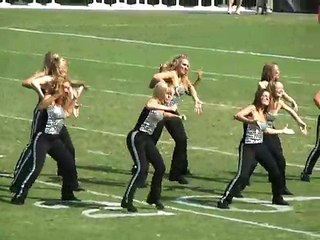 Temple U Diamond Gems Dancers