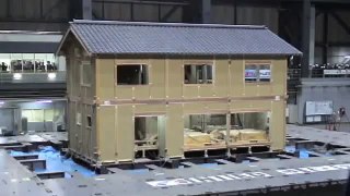 伝統的な木組みの家を、阪神大震災並の地震波で揺らすと!? その２