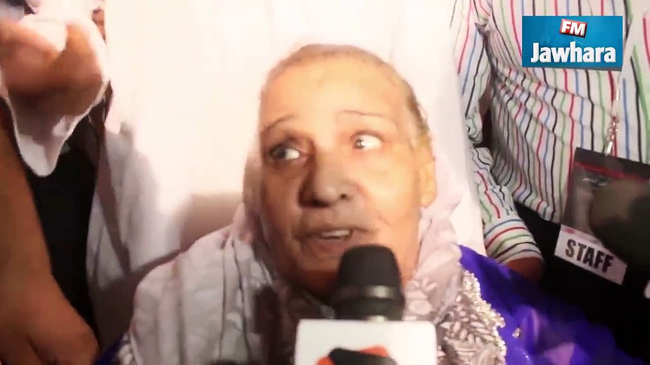 على كرسي متحرك !! فاطمة بوساحة  تغني يا عم الشيفور في حفل تكريمها