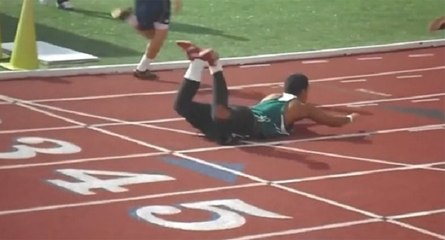 Réaction drôle après une chute en athlétisme