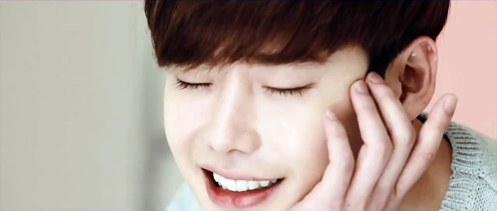 Lee Jong Suk Making CF