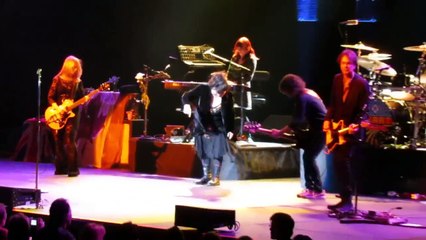 HEART - BLACK DOG  (HD) - Led Zep cover, live from Montreal, 2013.