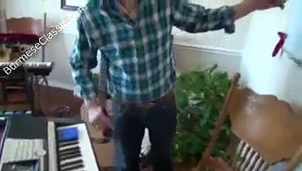 Burmese Classic Guitar Lessons 1