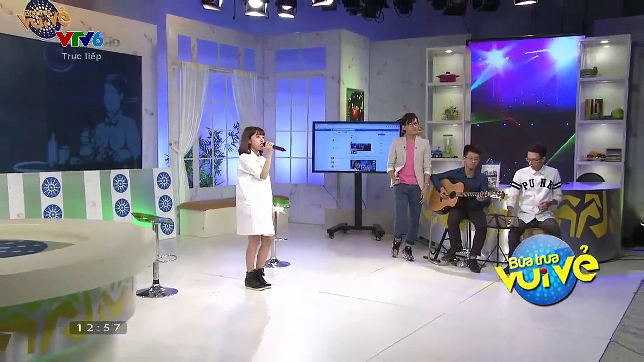 Telephone - Phùng Khánh Linh (Bữa Trưa Vui Vẻ )