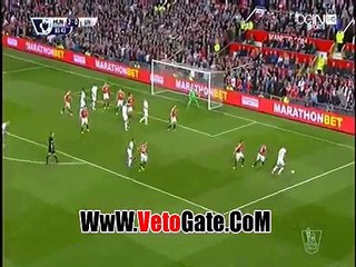 ."كريستيان بنتيكي"يحرز هدف"طائر"ليفربول فى المان يونايتد