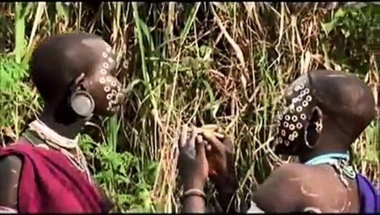 Hamer Tribe Body make up Ceramony at Ethiopia