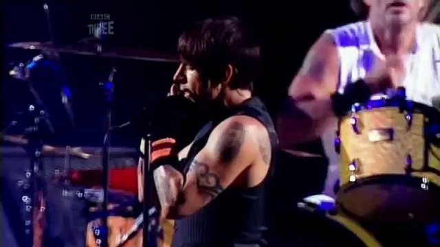 Red hot chili peppers - Scar tissue live Reading and Leeds