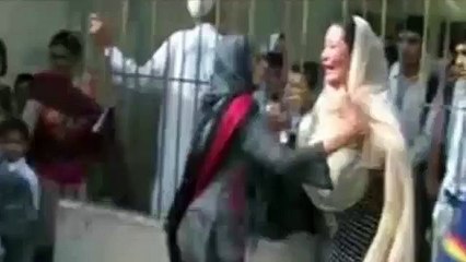 Class fellows of Noroz and Fatima telling about the Karachi Incident -