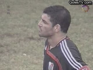 River Plate 2-1 Banfield (1-1 Tuzzio) B