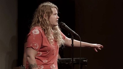 Kate Tempest - "The Truth (acapella)" + "Lonely Daze" (Live Lunch @ Wealthy Theatre)