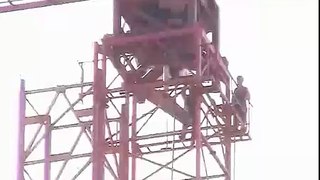 Tower crane climbing