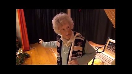 "Lo strano colloquio" - Residenza per anziani Il Bobolino