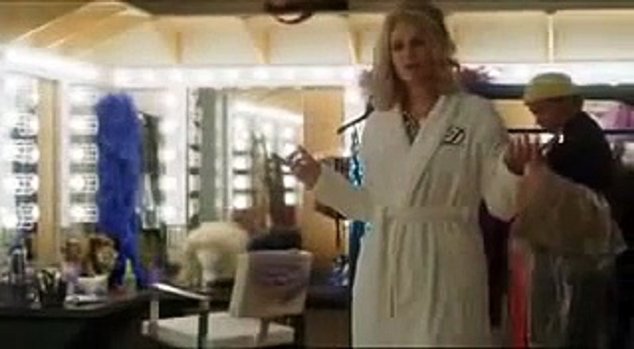 Selena Gomez -Another Cinderella Story Extra: Mary: The Cinderella of the Story