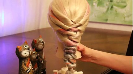 Hairstyle of the bundles