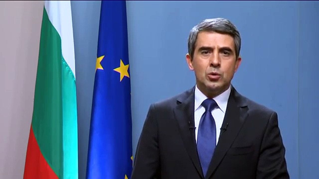 Обръщение на президента Росен Плевнелиев по повод Деня на почит към жертвите на комунизма