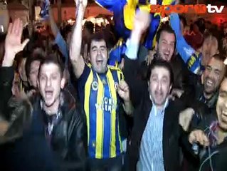 Taksim'de Fenerbahçe coşkusu