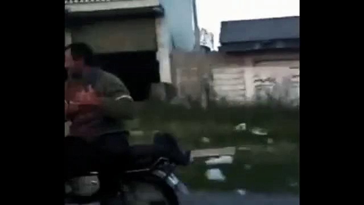 whatsapp funny videos  2015 - sitting on bike funny viral video