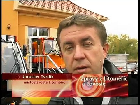 Město zakoupilo nový úklidový stroj