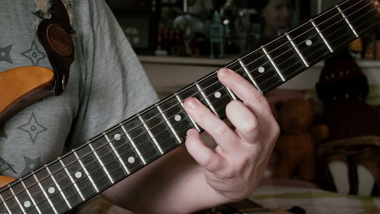 Let's Dance Guitar Tutorial - Including Stevie Ray Vaughan Solo