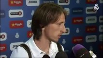 فيديو - مودريتش يتسائل بعد اللقاء في مُقابلة صحفية عن عدد الأهداف التي سجلها الفريق ضد إسبانيول (ستة أو سبعة).