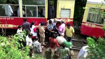 Deux Britanniques morts dans un déraillement de train en Inde