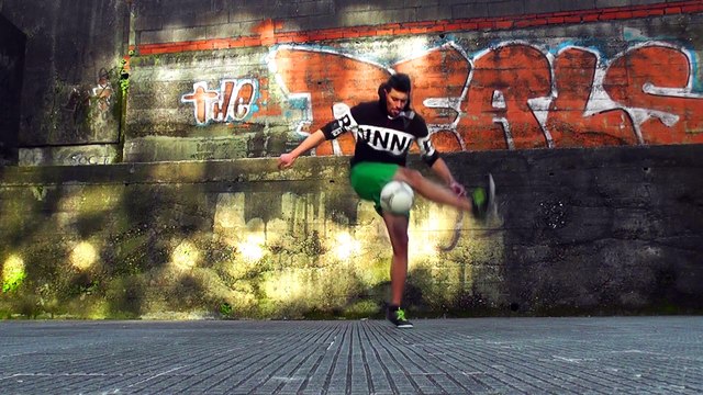Filigranas y Trucos de FÚTBOL FREESTYLE en ESPAÑA - Jorge Duro