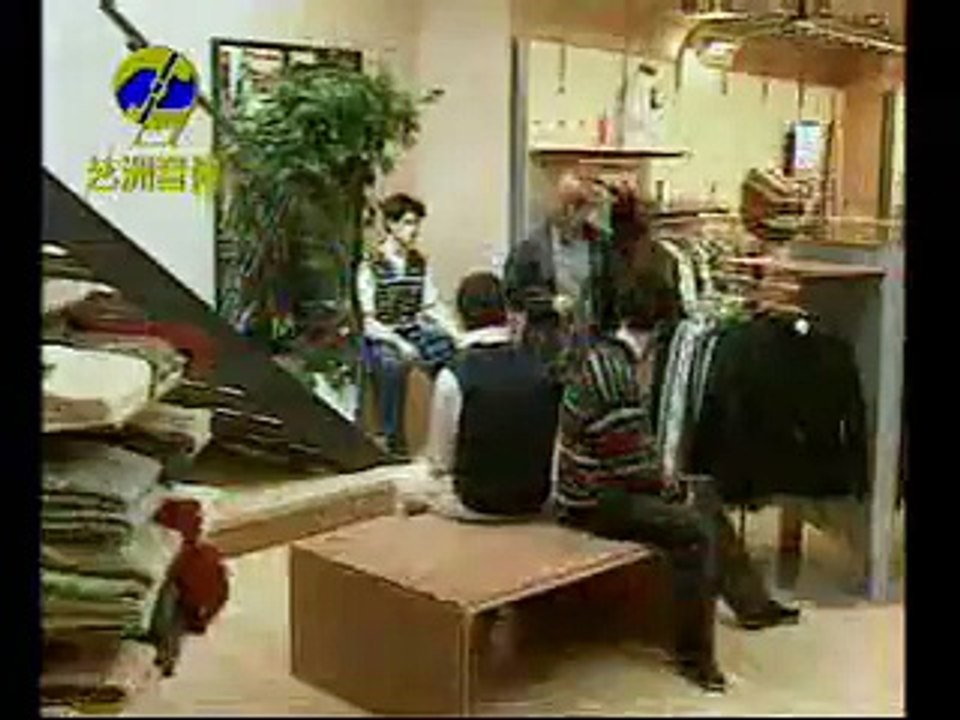 Hidden camera by Statue Neighborhood دوربين مخفي باحال