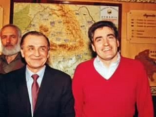 ȘOCANT ILIESCU MASONUL ASCULTATI-L - UN CRIMINAL CE ARE PE CONSTIINTA PESTE 1000 DE MORTI ROMÂNI