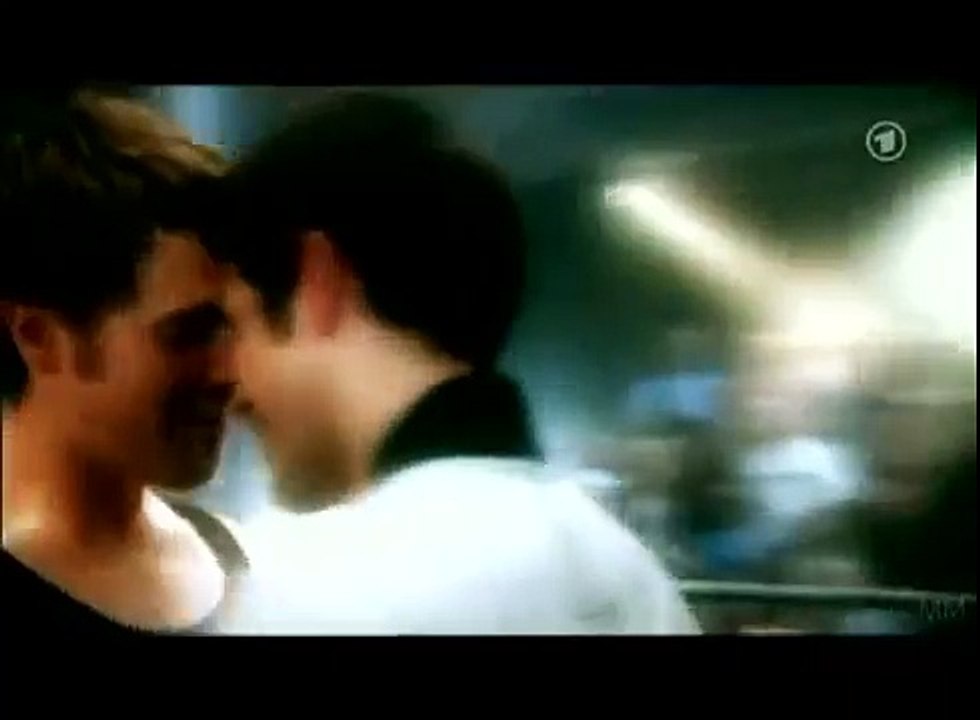Christian & Oliver —Como La Flor— (Like a flower) EN PT IT FR