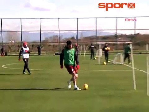 Galatasaray devre arası kamp hazırlıklarını sürdürdü