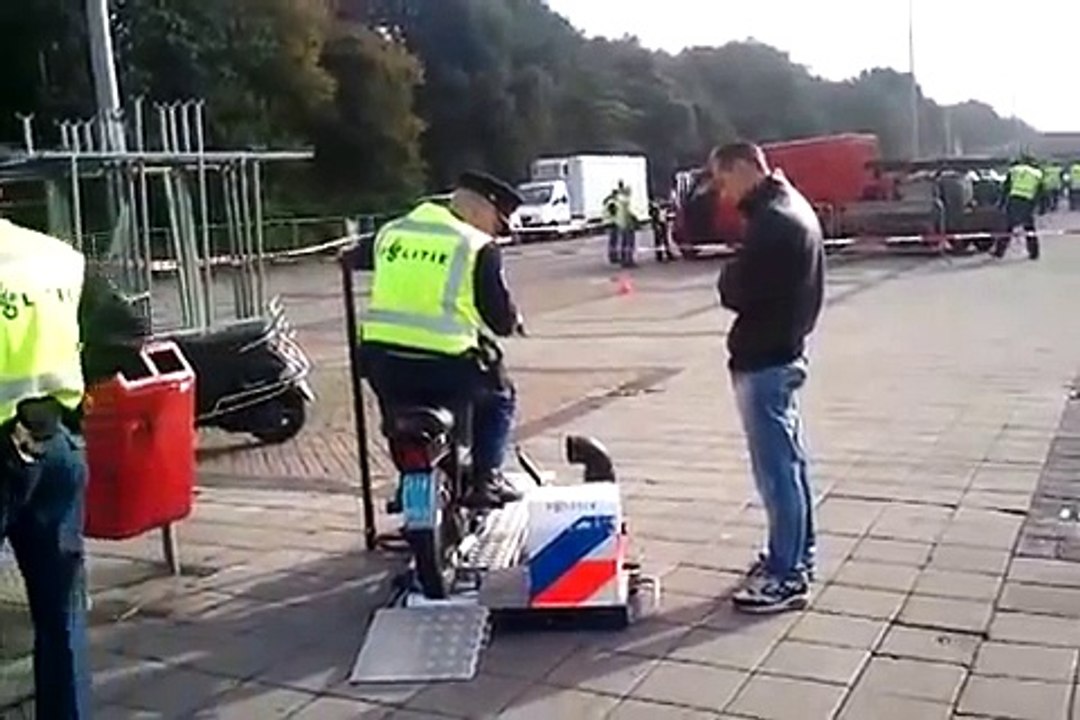 Motorower wolnobieżny, kontrola prędkości.
