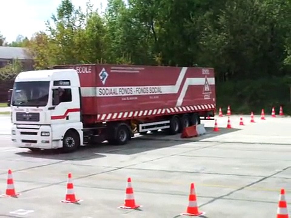 SIHA 6de leerjaar MAN vrachtwagen-aanhangwagen