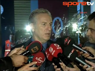 Ali Dürüst: "Kurgulanmış bir oyunun figuranlarıyız"