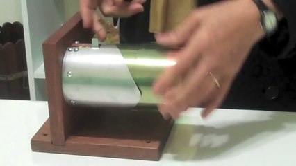 Plastic Bottles to Lamp Shade - Panasonic ecoideasnet