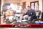 See What Happened During An Interview of Pervaiz Musharraf When A Girl Come To Him And What She Give Him.. - Video Dailymotion