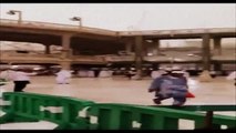 بالفيديو لحظة سقوط رافعة في الحرم المكي