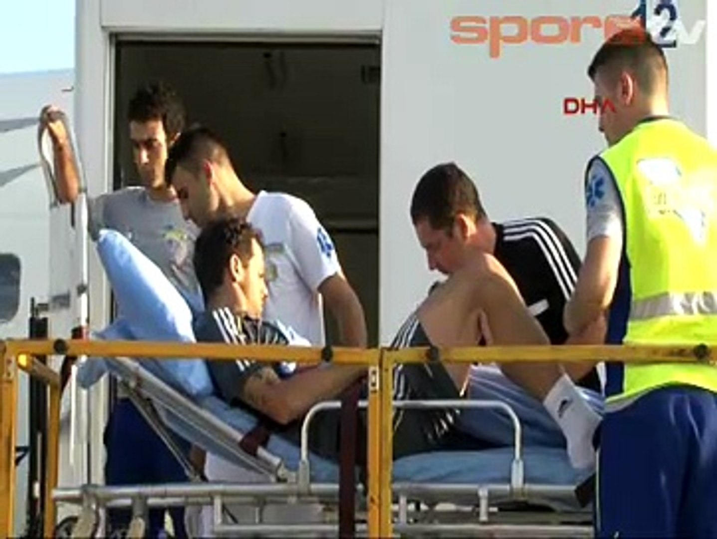 Bobo tedavi için İstanbul'a geldi